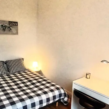 Le Turenne, T2 Cozy Et Calme, Wifi, Tv, Stationnement Aisé * Tours