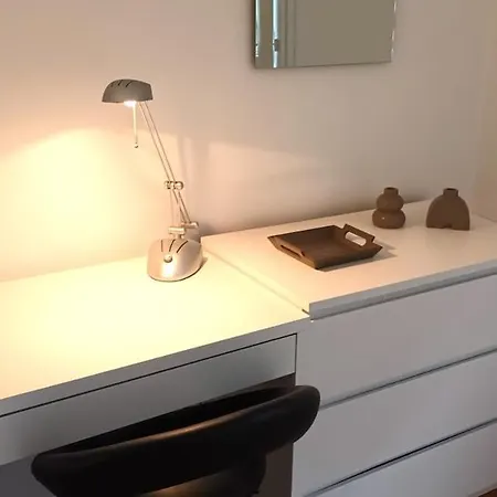 Le Turenne, T2 Cozy Et Calme, Wifi, Tv, Stationnement Aisé