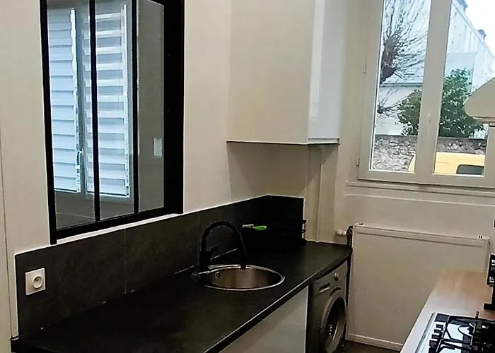 Le Turenne, T2 Cozy Et Calme, Wifi, Tv, Stationnement Aise Апартаменты *